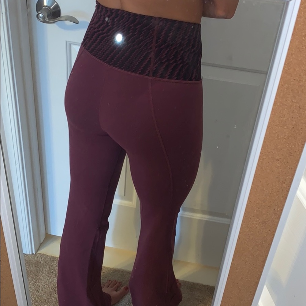 Lulu yoga pants